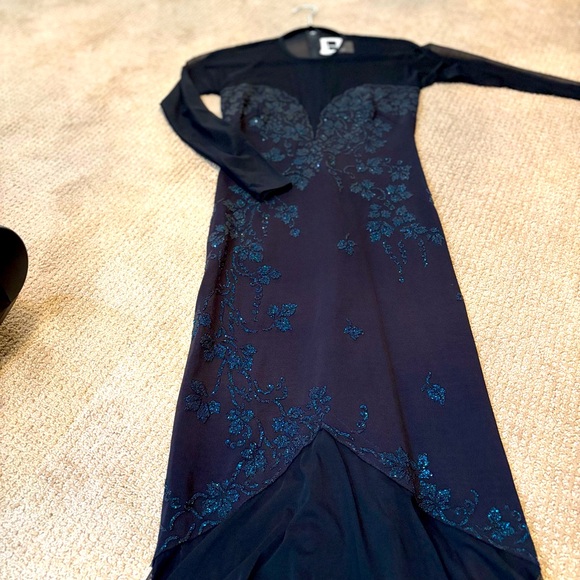 Vintage Tadashi Shoji Black and Blue Mermaid Gown size XS - Picture 6 of 16